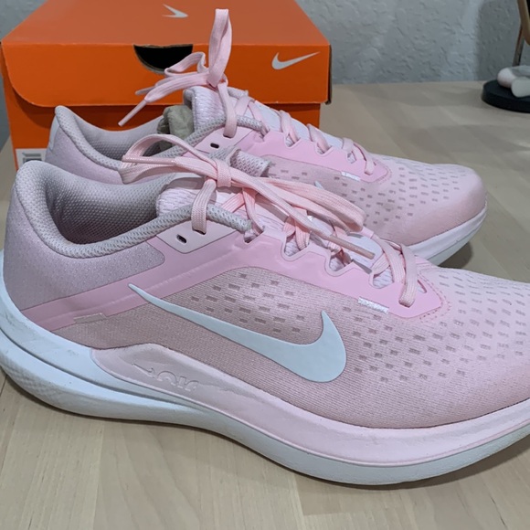 Nike Running Shoes - Picture 4 of 6